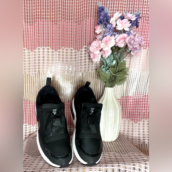 Women's Nike Air Max Dia Winter 'Black - Picture 3 of 5